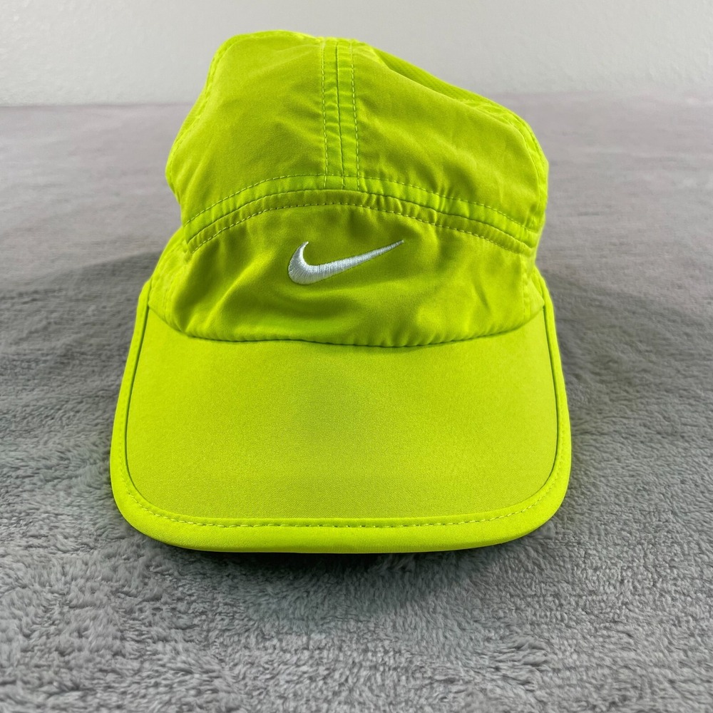 Nike Featherlight Dri Fit Hat Cap Green OSFM Strap 7 Panel Embroidered‎ Logo EMN